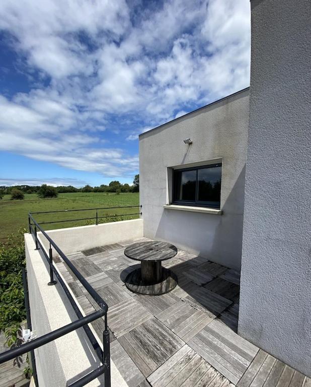 Maison Moderne Avec Piscine Chauffee Dans La Baie Du Mont St Michel 200M2 Yquelon Kültér fotó